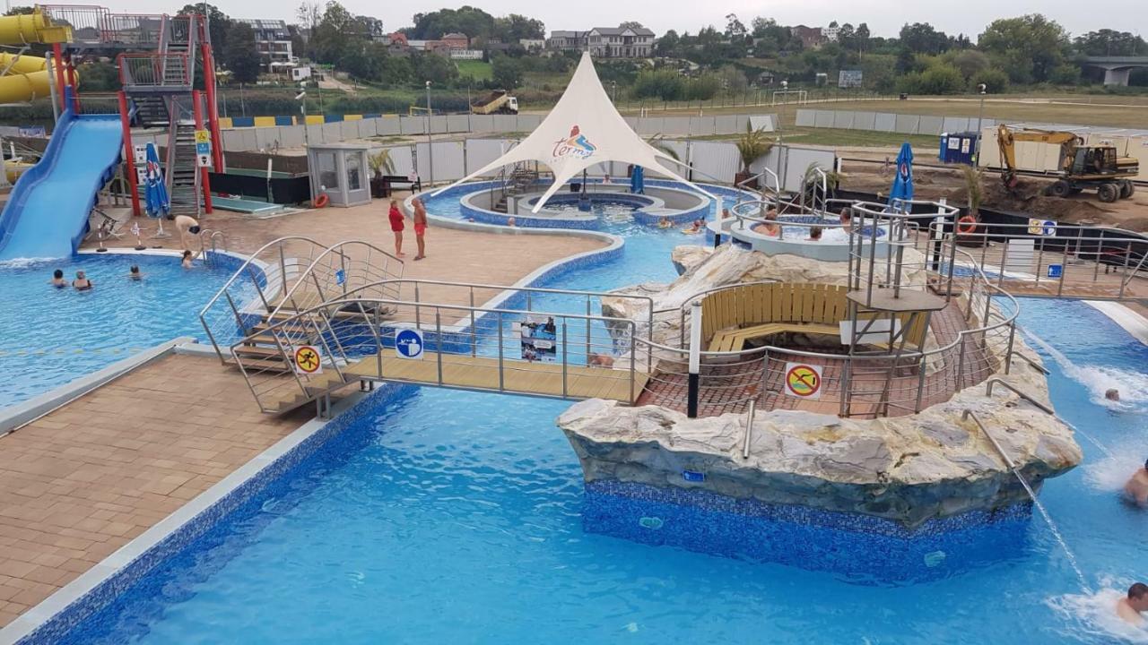 Apartamenty Uniejow "Prywatne Kapiele Termalne" Esterno foto